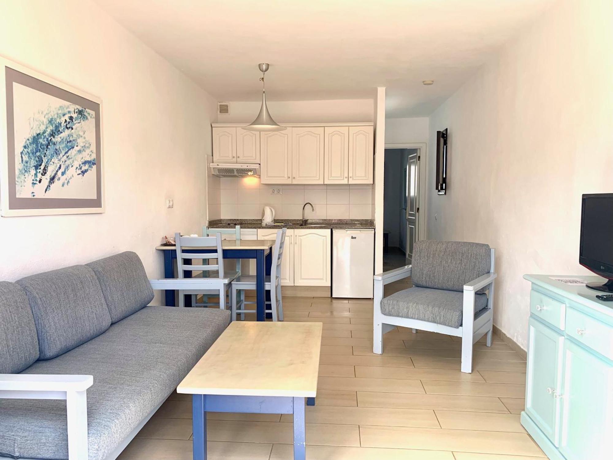 Standard Apartment,1206271951:JPEG